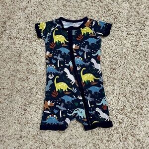 LittleSleepies Boys Jurassic Jungle Shorty Zippy Onesie. Size 12-18 Months.